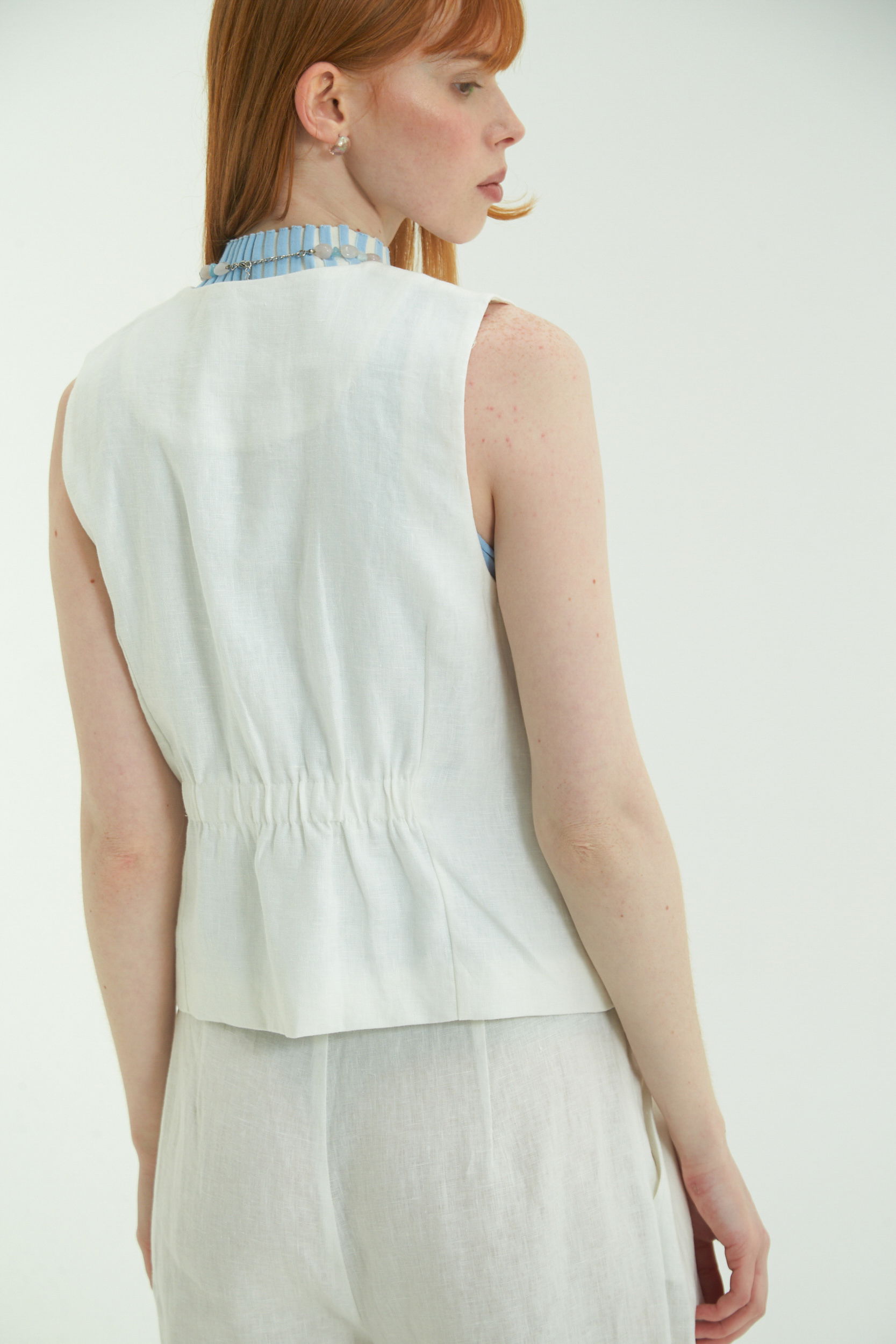 CHALECO DE LINO MARCIA