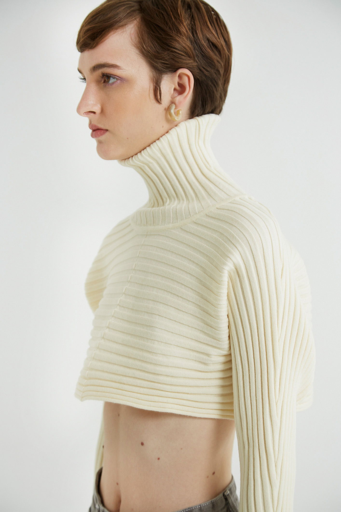 SWEATER FINCHER