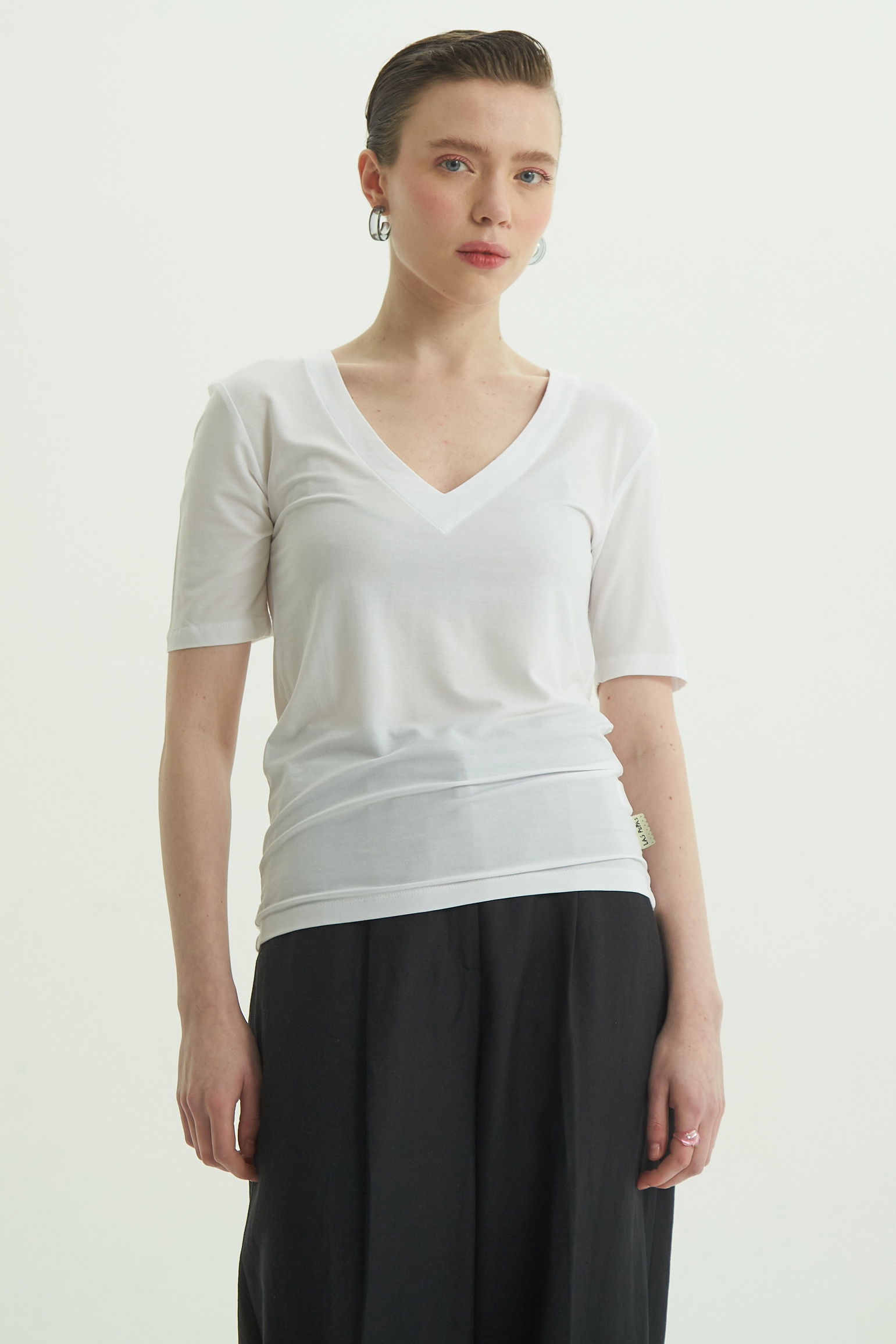 REMERA LEV