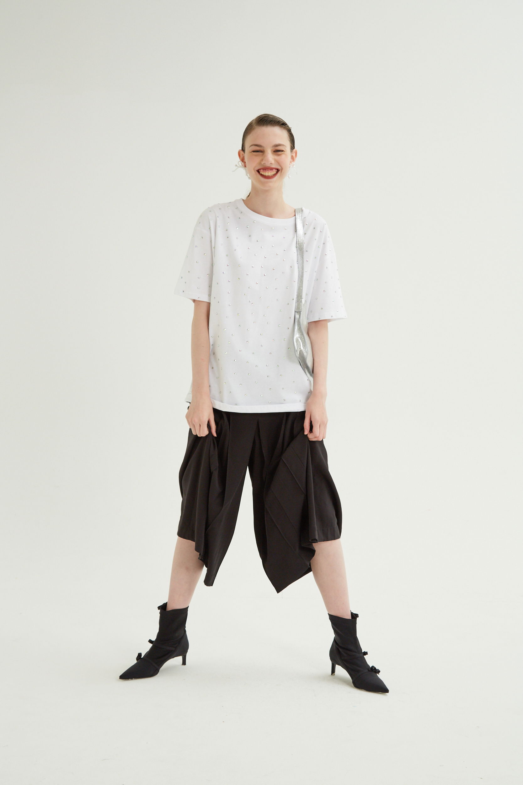 REMERA OVERSIZE GLOW