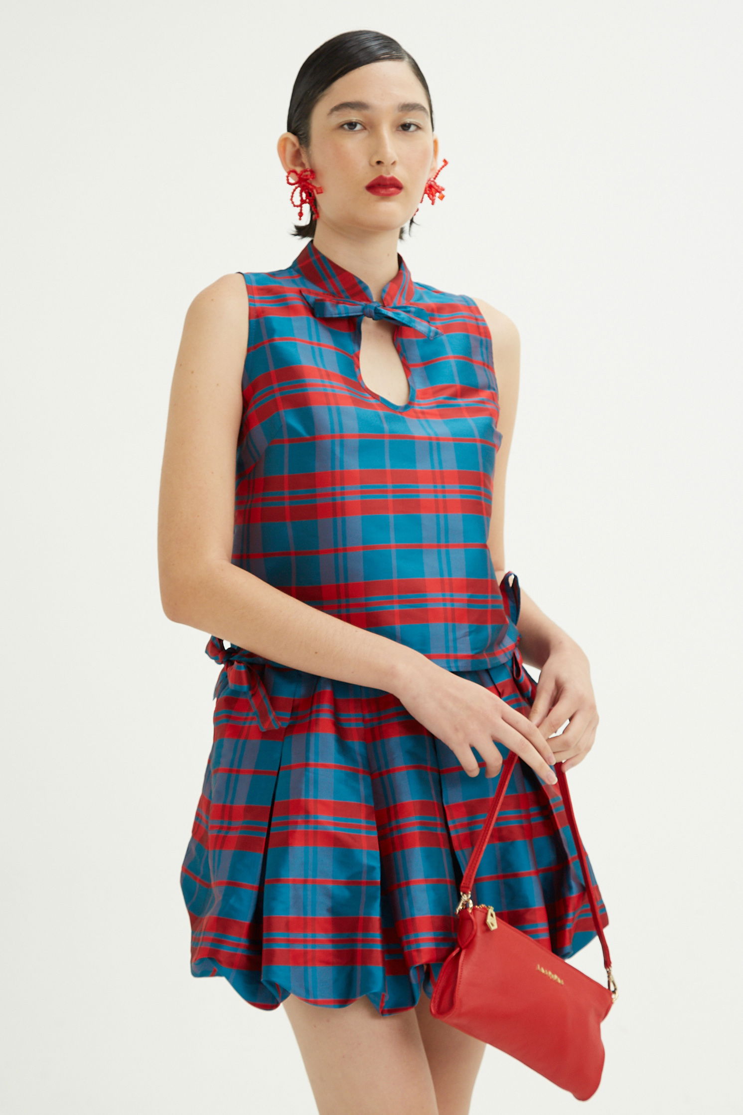 TOP SIN MANGAS CORINA ESTAMPADO CHECK
