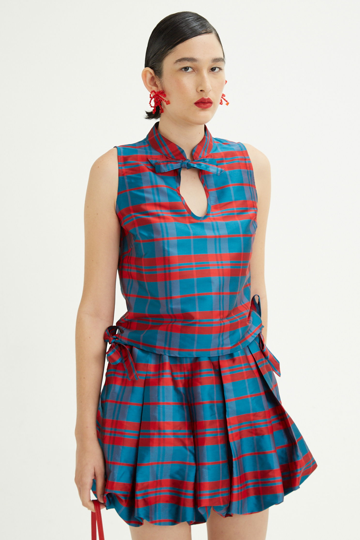 TOP SIN MANGAS CORINA ESTAMPADO CHECK