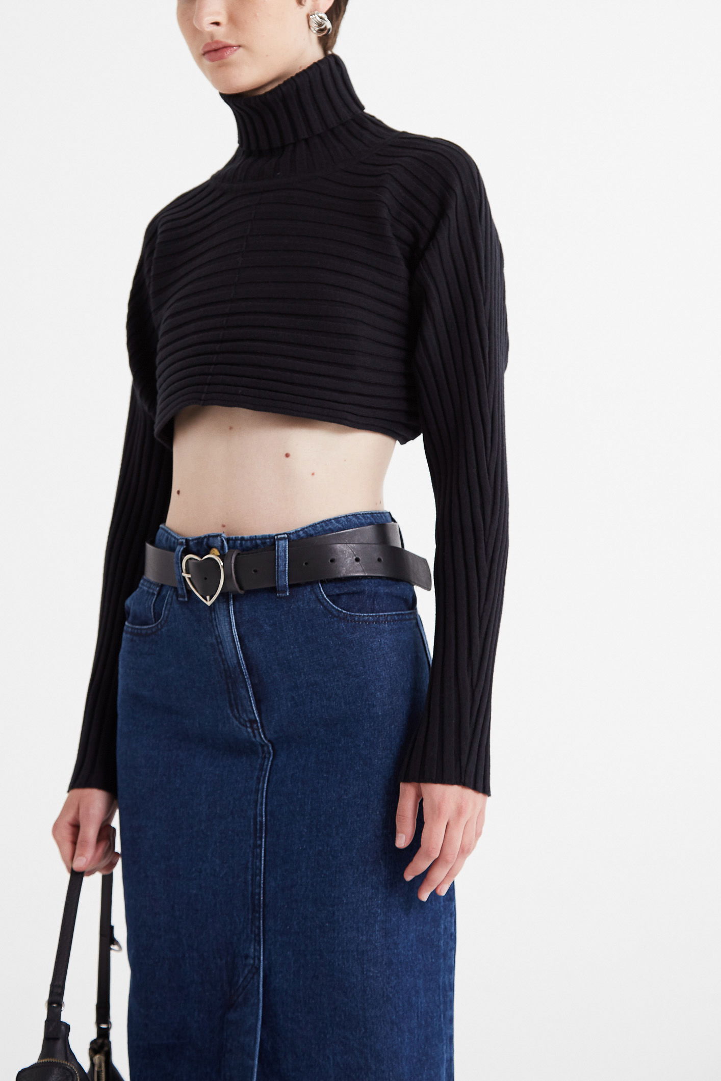 SWEATER FINCHER