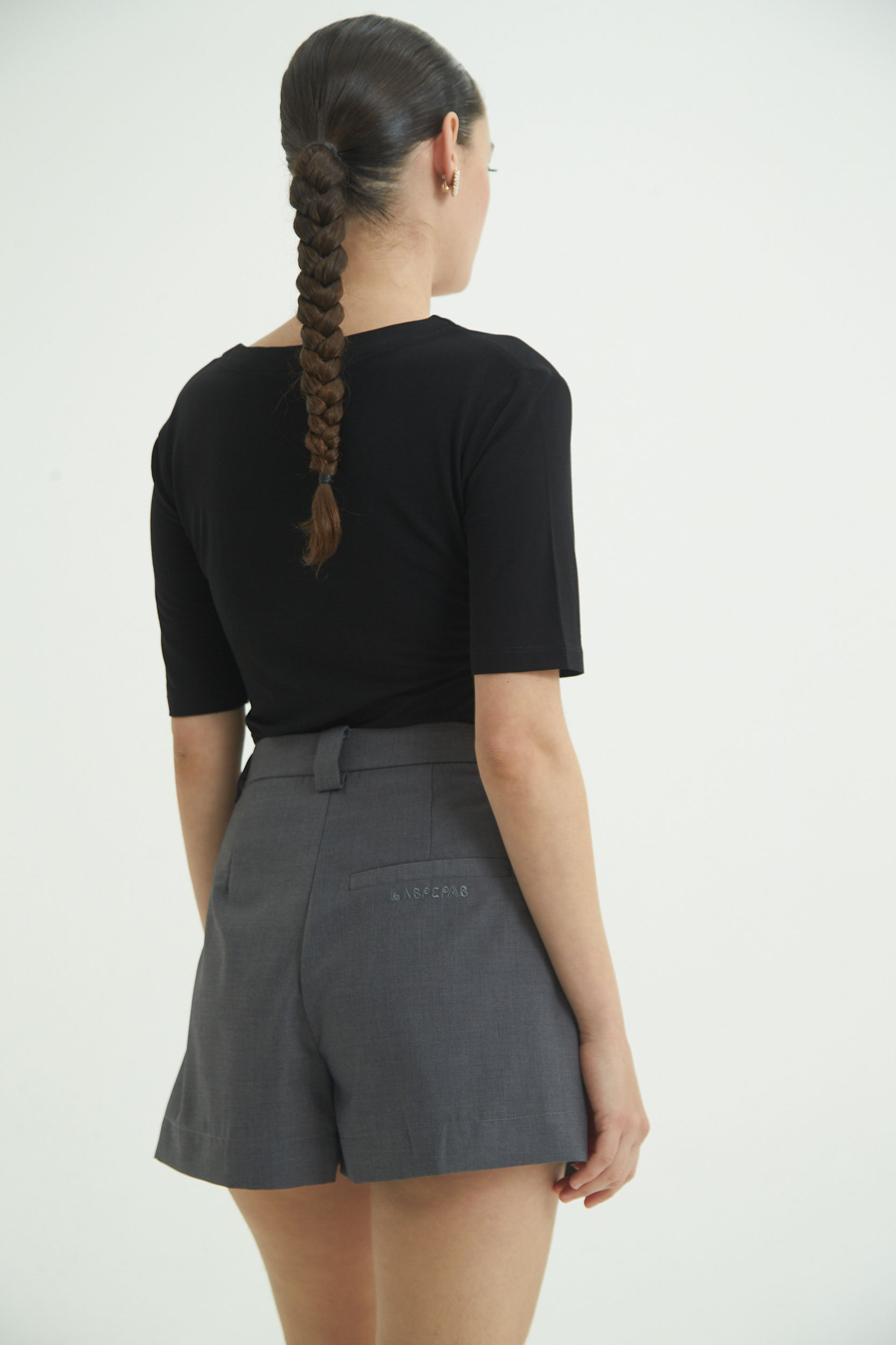 REMERA LEV
