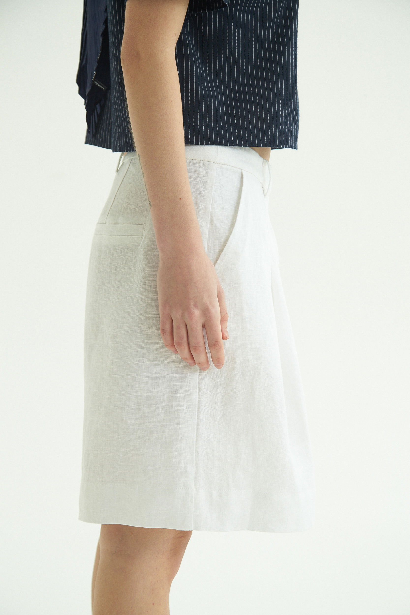 BERMUDA DE LINO DIONNE 