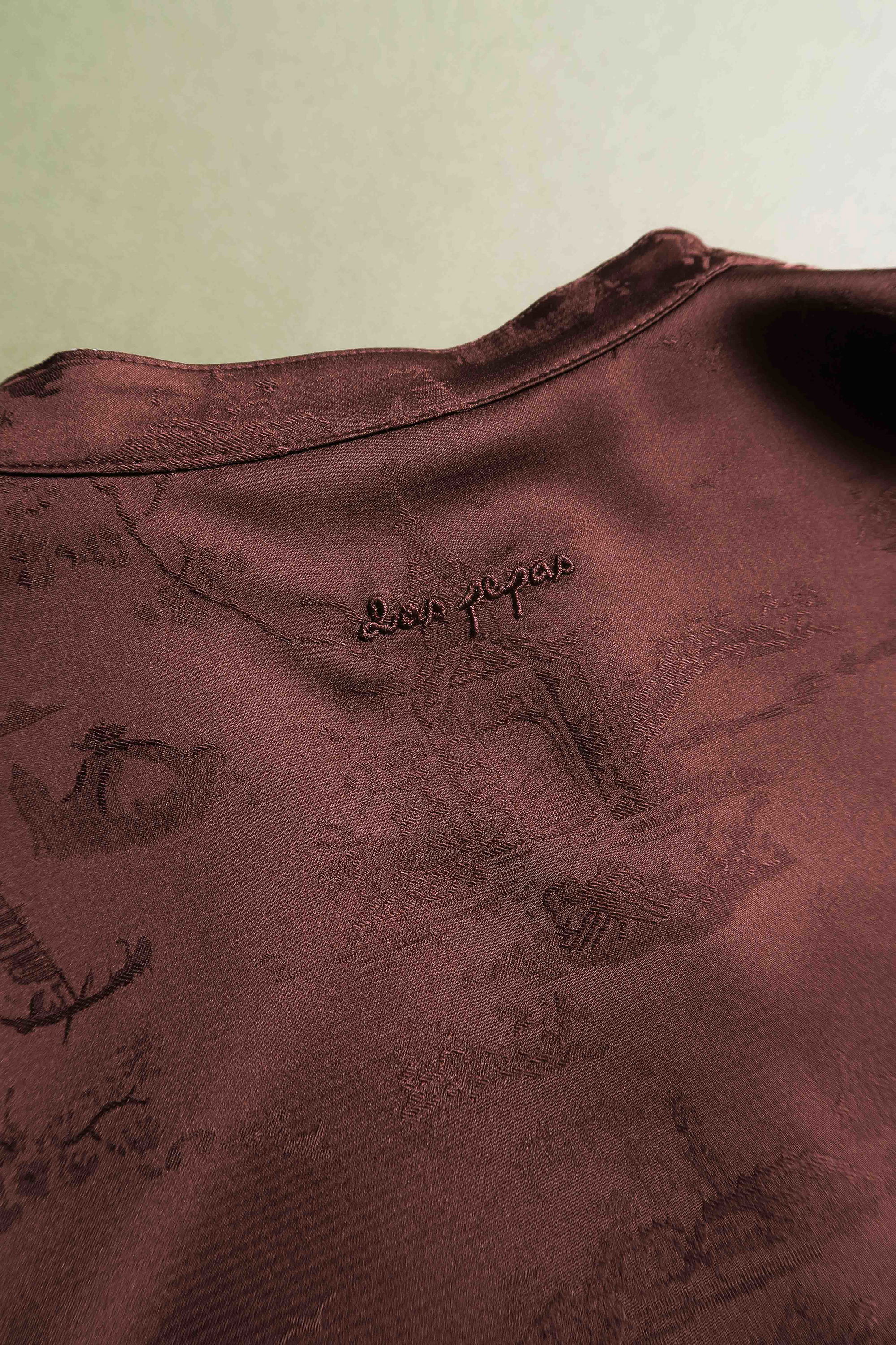 BLUSA MIKASA REVERSIBLE