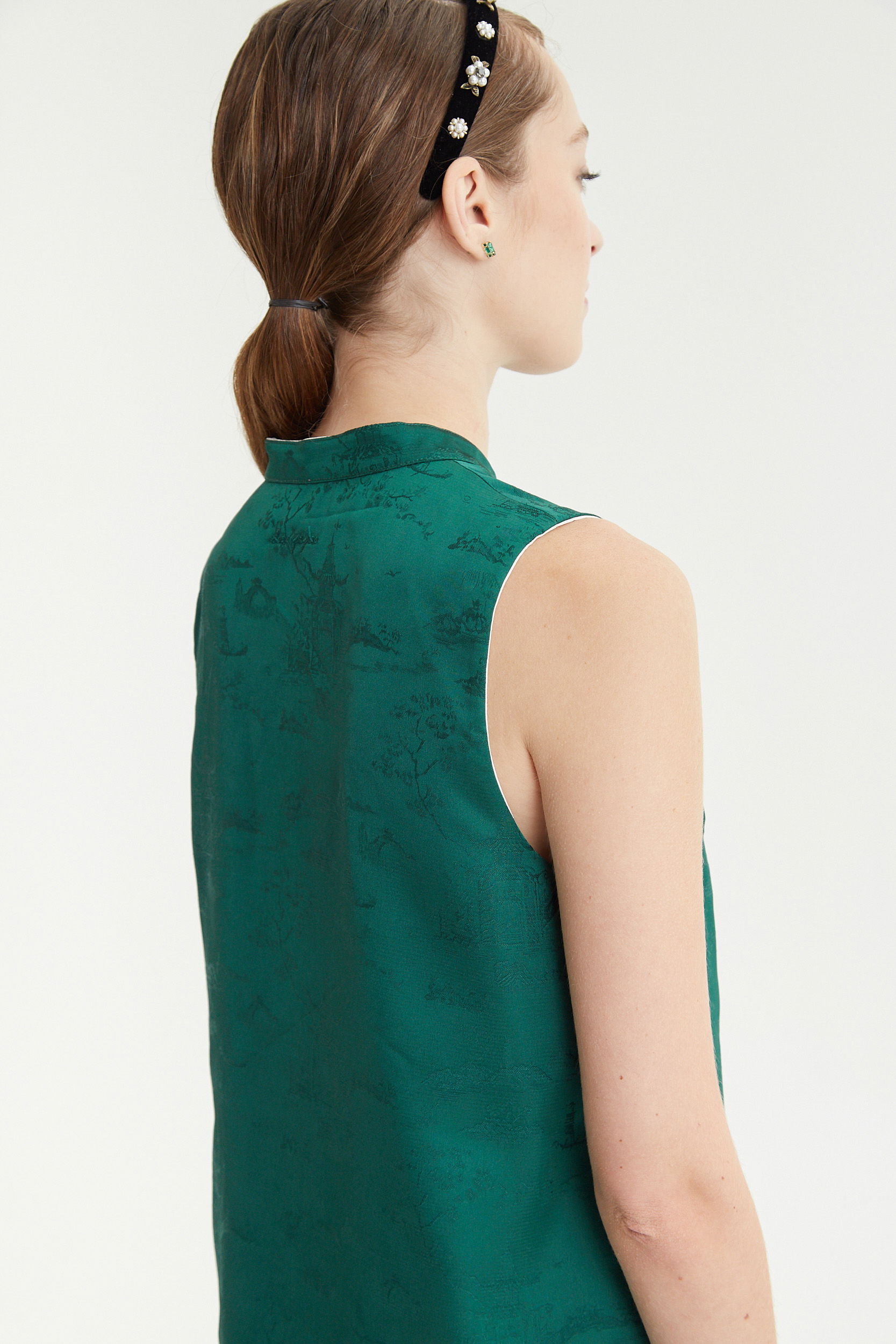 BLUSA MIKASA REVERSIBLE