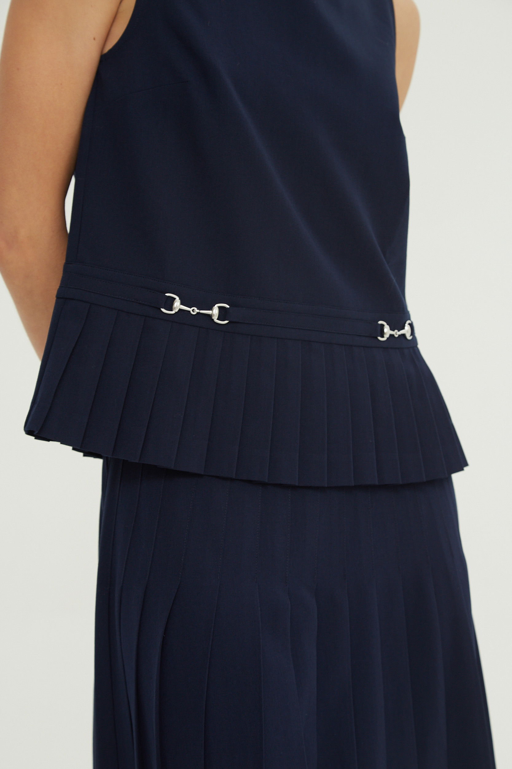 BLUSA SASTRERA PLISADA PORTIA