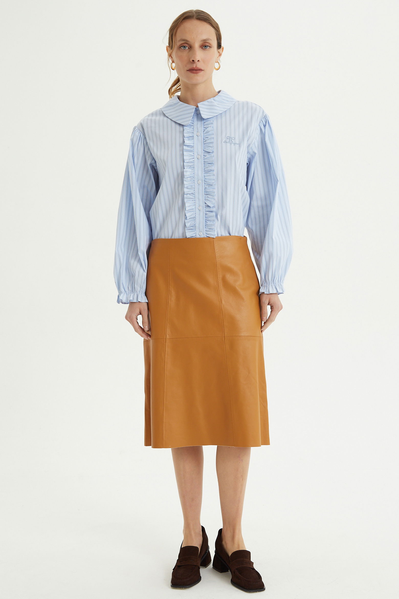 MOCASIN DE GAMUZA CANELO SUADE