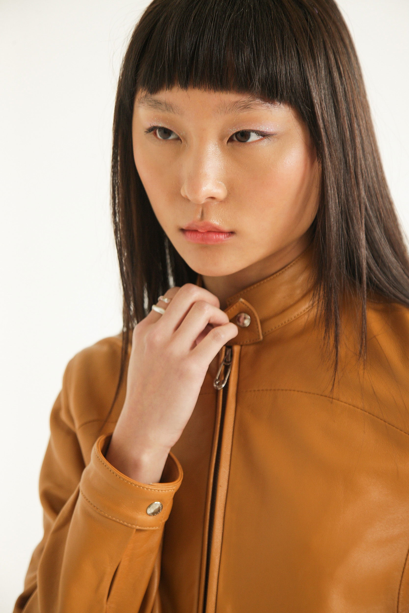 CAMPERA DE CUERO BROWN // OVINO