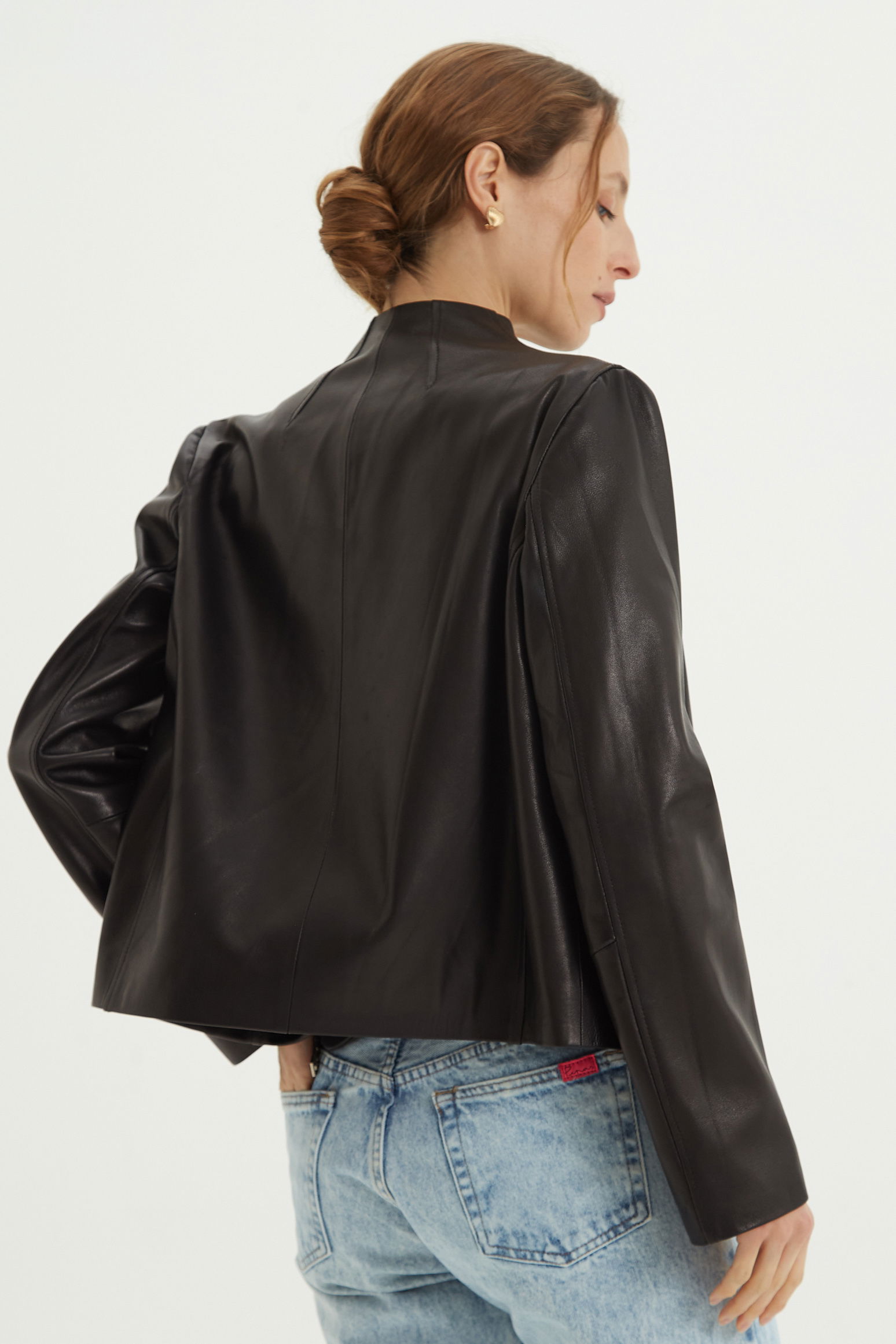 CAMPERA DE CUERO LISA // OVINO