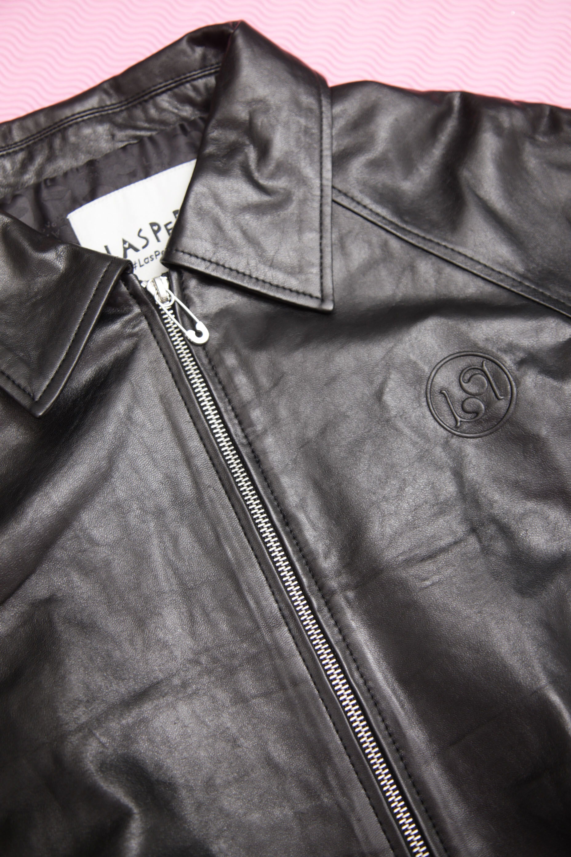 CAMPERA DE CUERO HEDY // OVINO