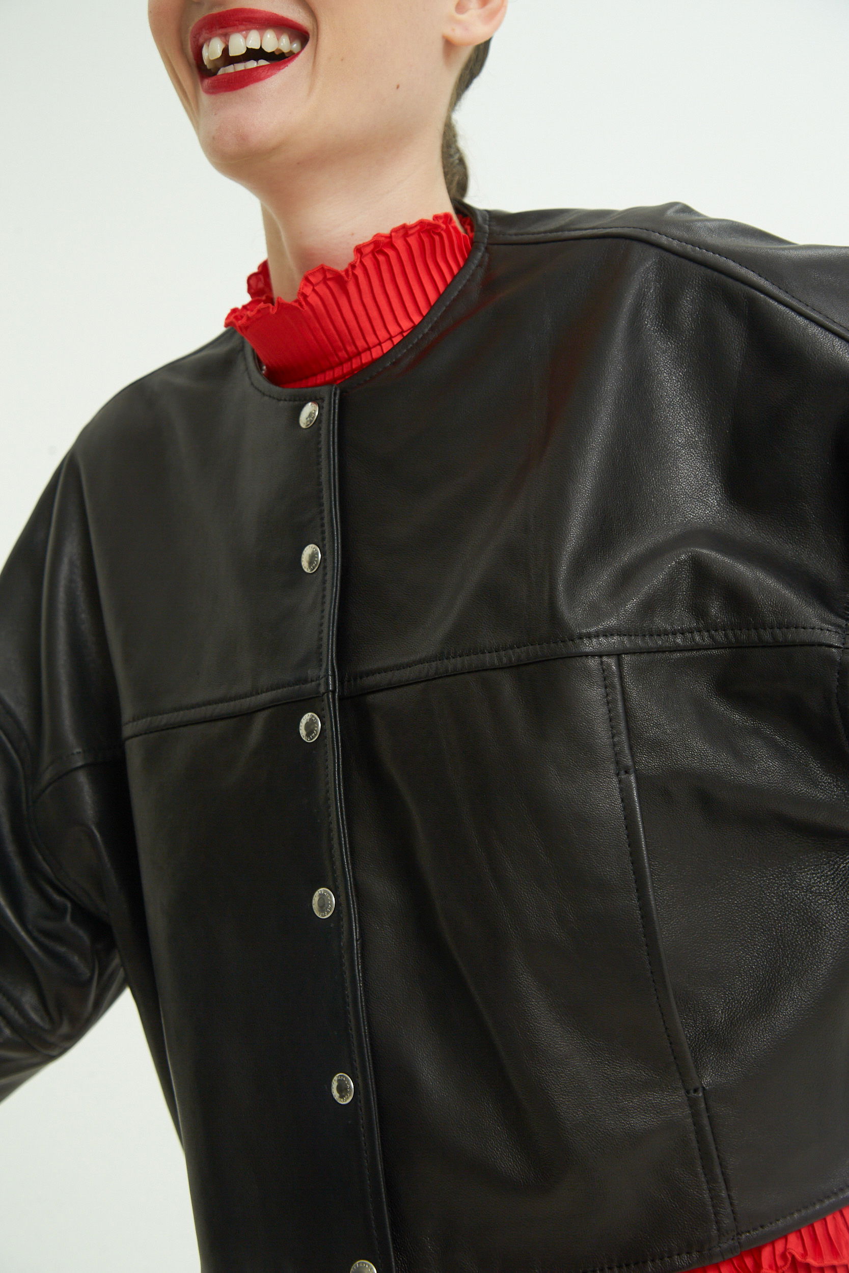 CAMPERA DE CUERO MIKO // OVINO