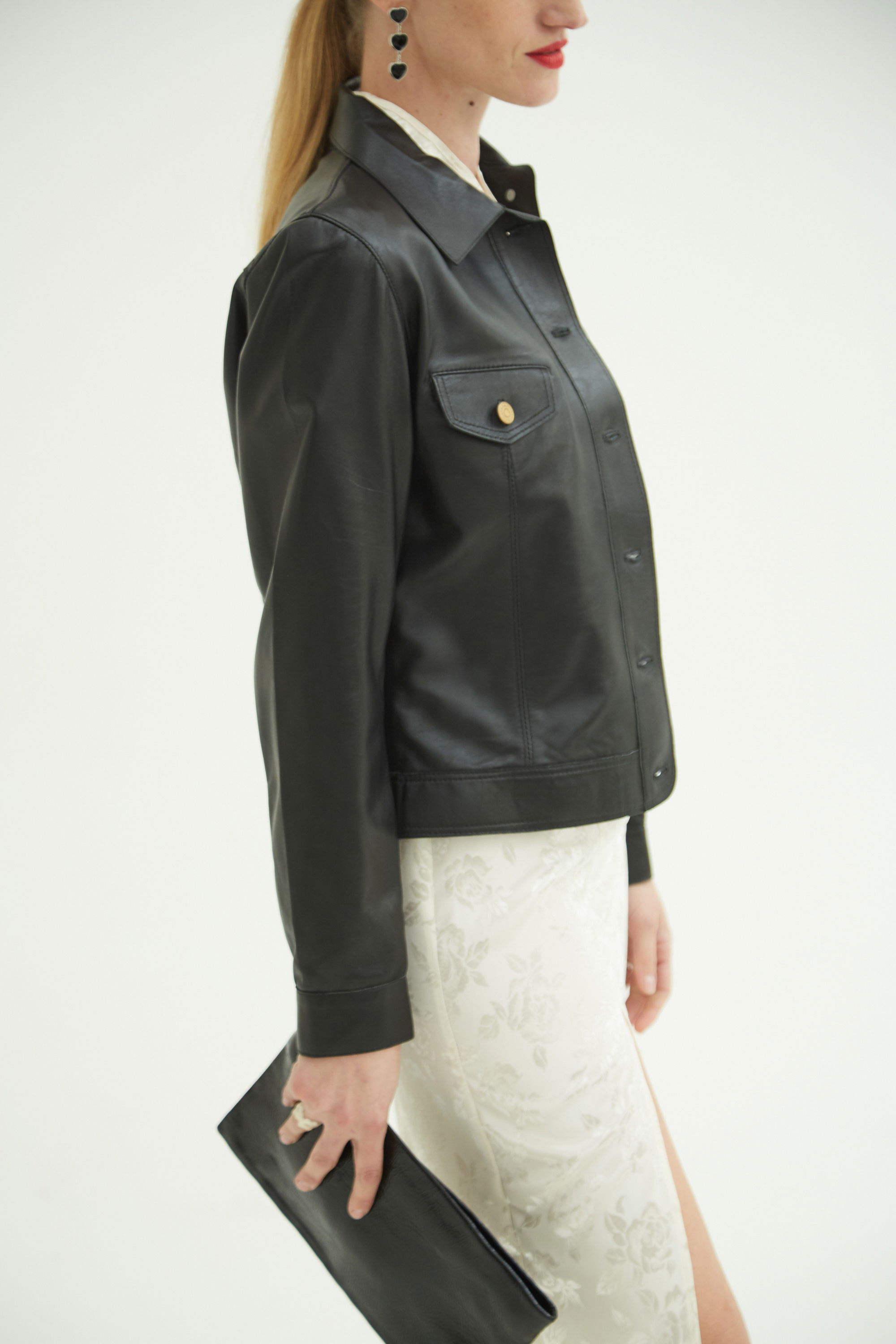 CAMPERA DE CUERO SARA//OVINO ITALIANO