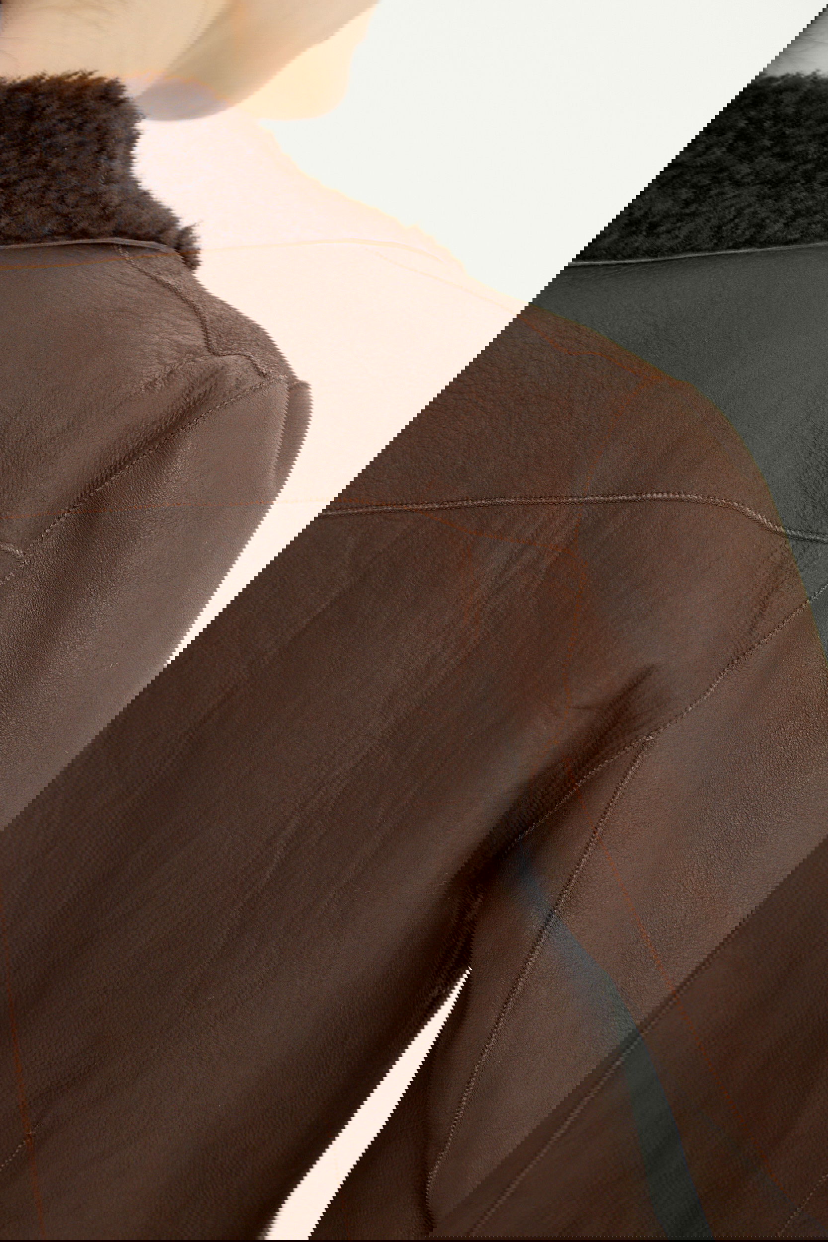 CAMPERA DE CUERO SARA NAPALAN 