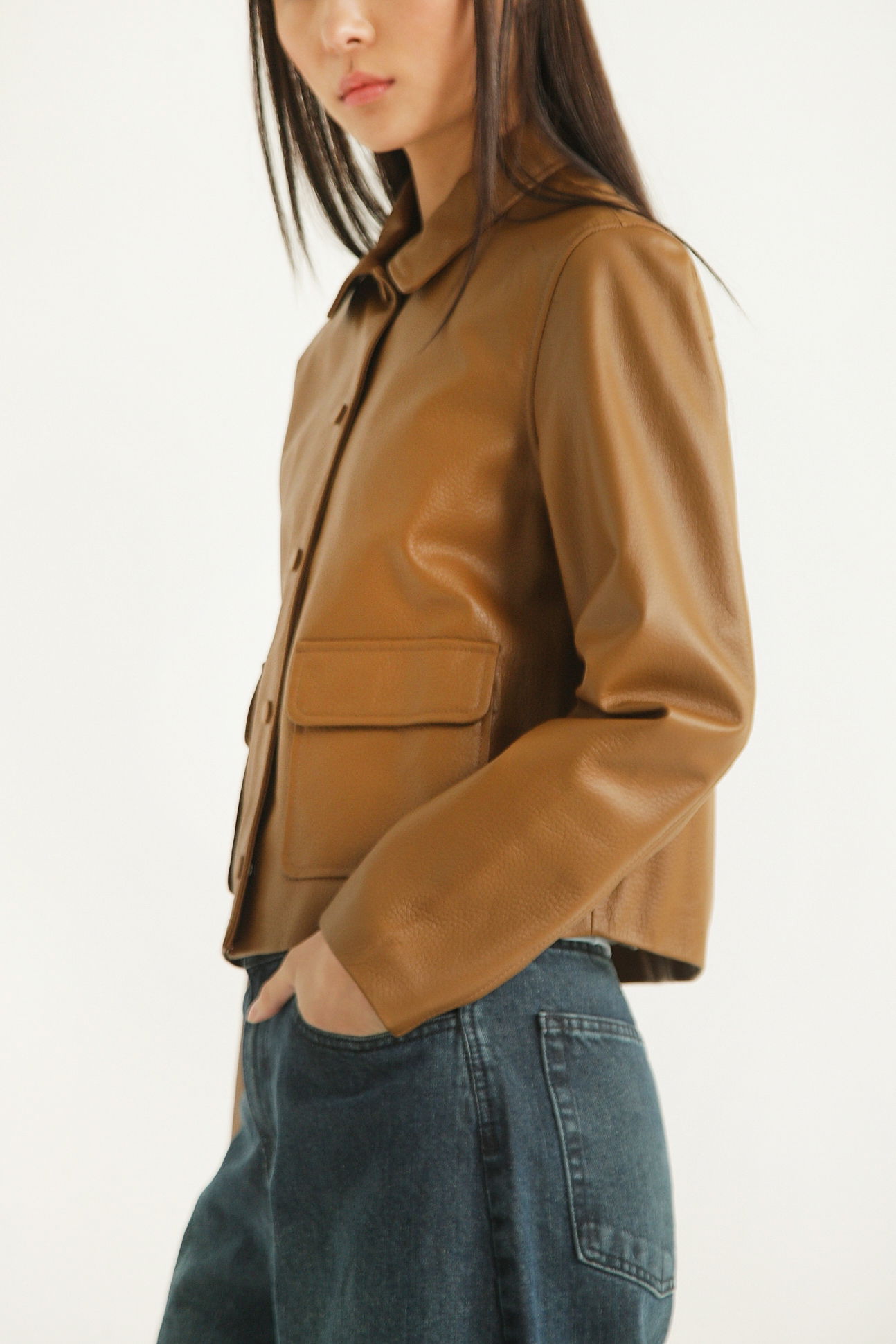 CAMPERA DE CUERO ZOE // OVINO