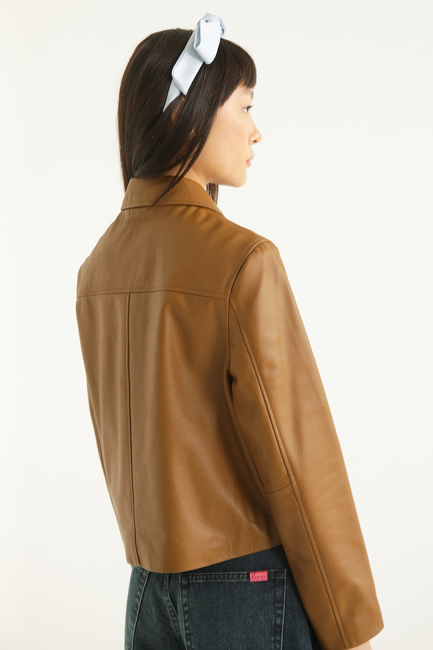 CAMPERA DE CUERO ZOE // OVINO