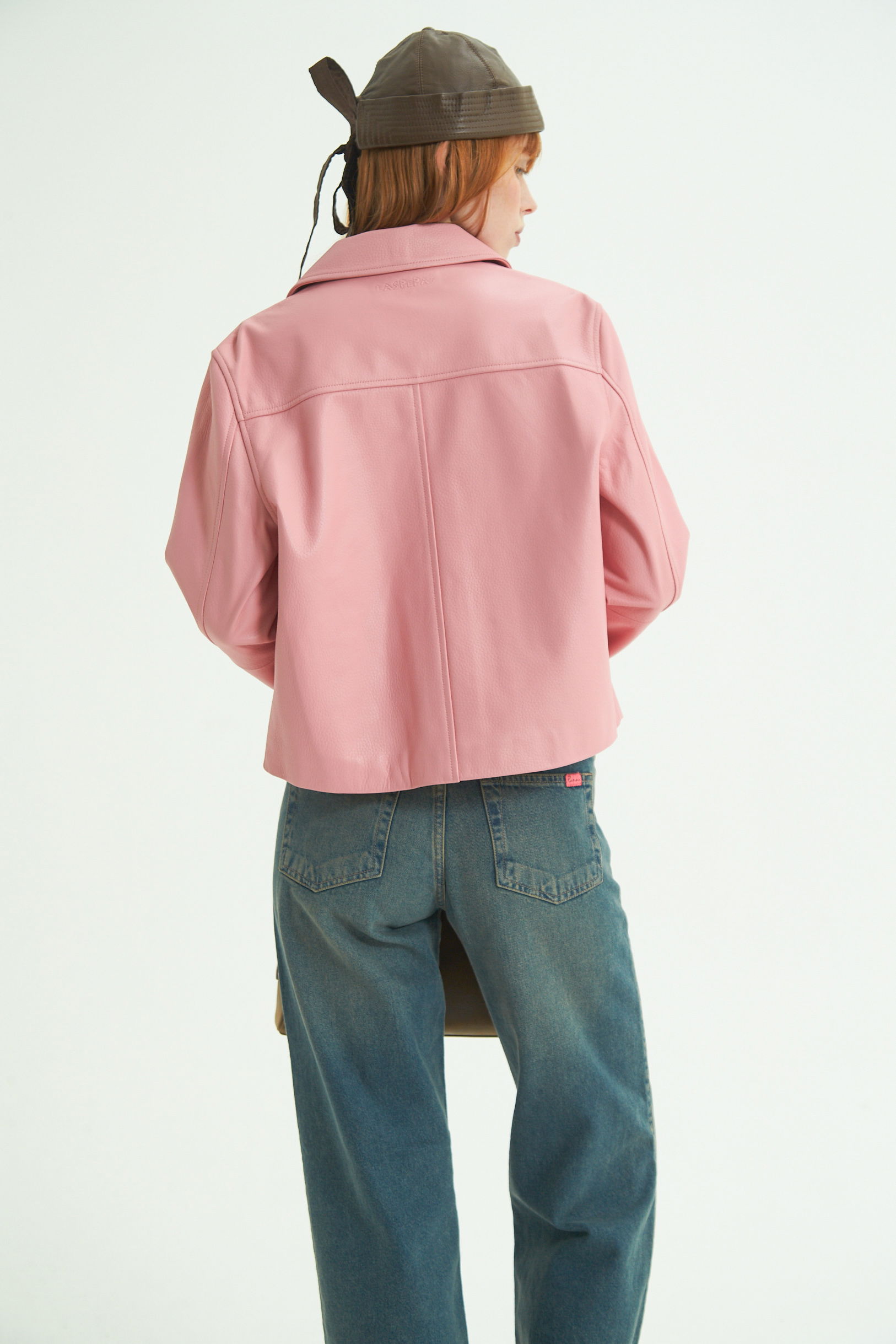 CAMPERA DE CUERO ZOE // OVINO