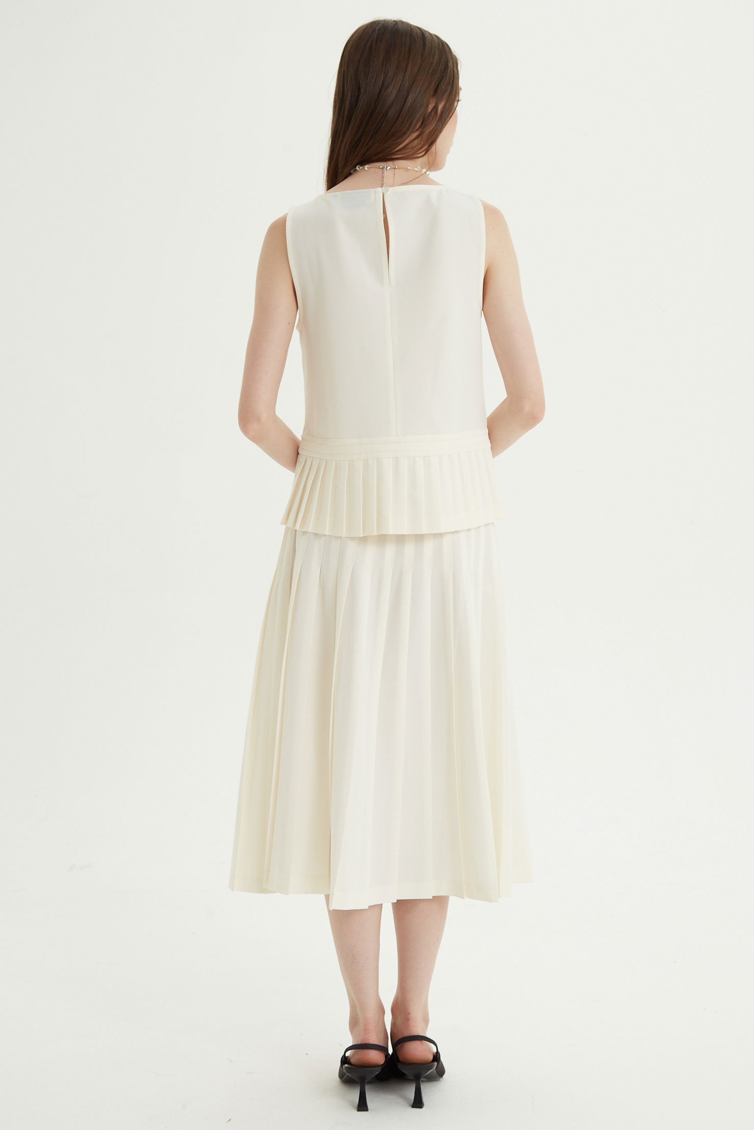 BLUSA SASTRERA PLISADA PORTIA