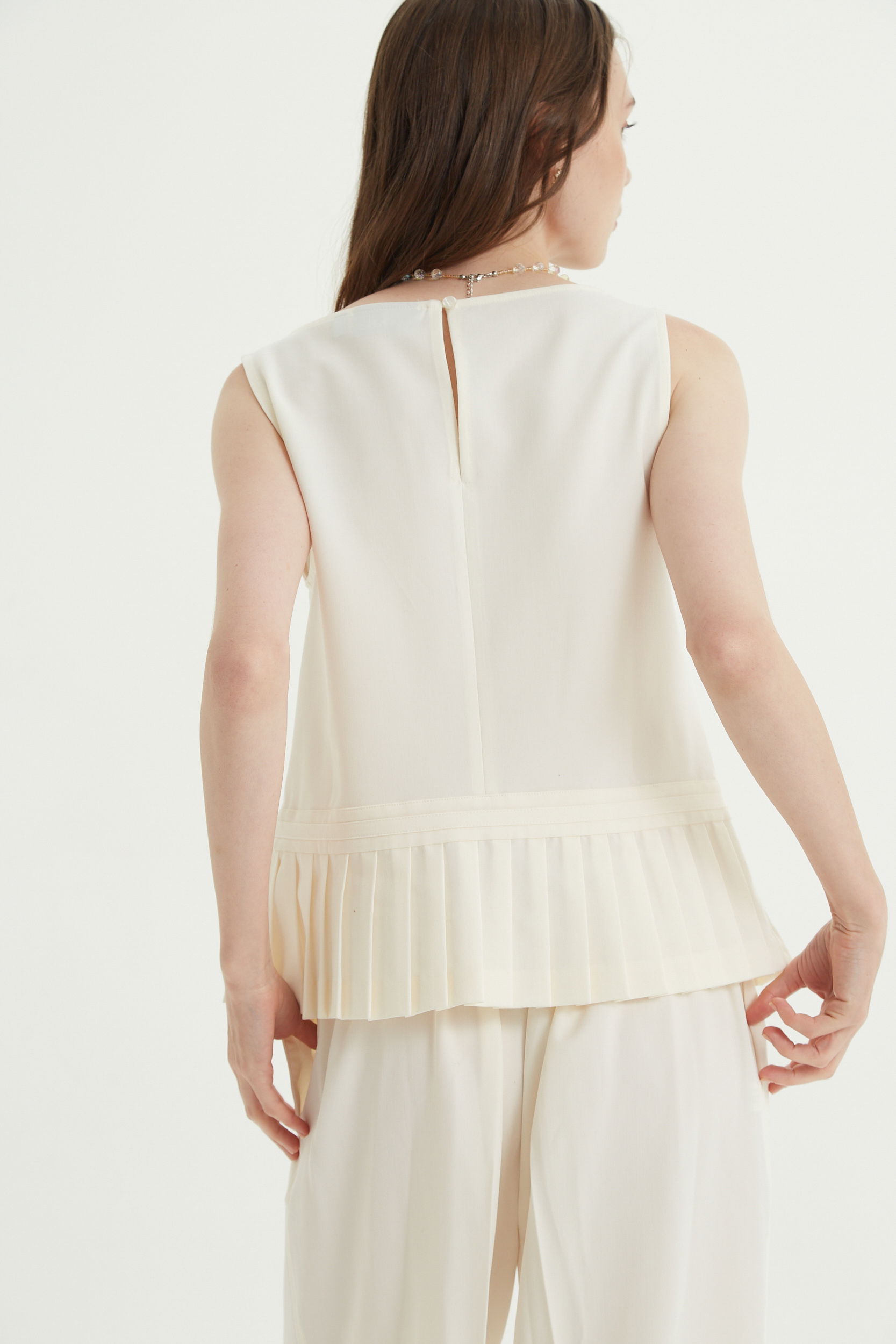 BLUSA SASTRERA PLISADA PORTIA