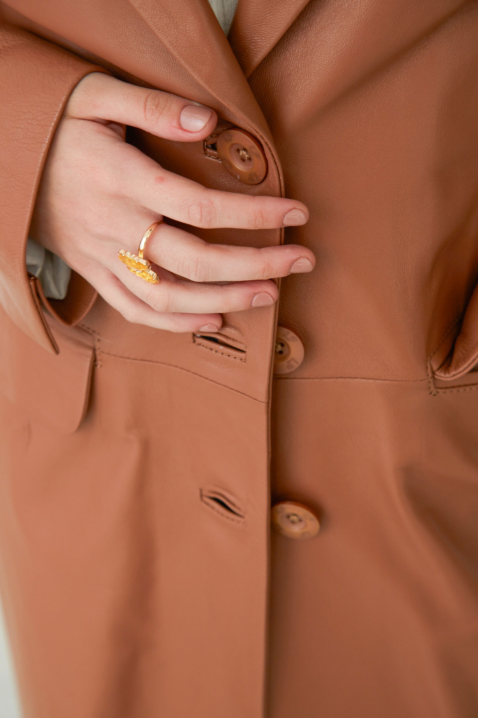 ANILLO PAPILLON