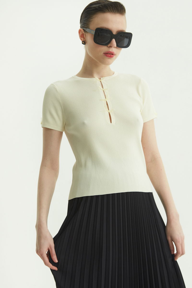 REMERA HELENIA