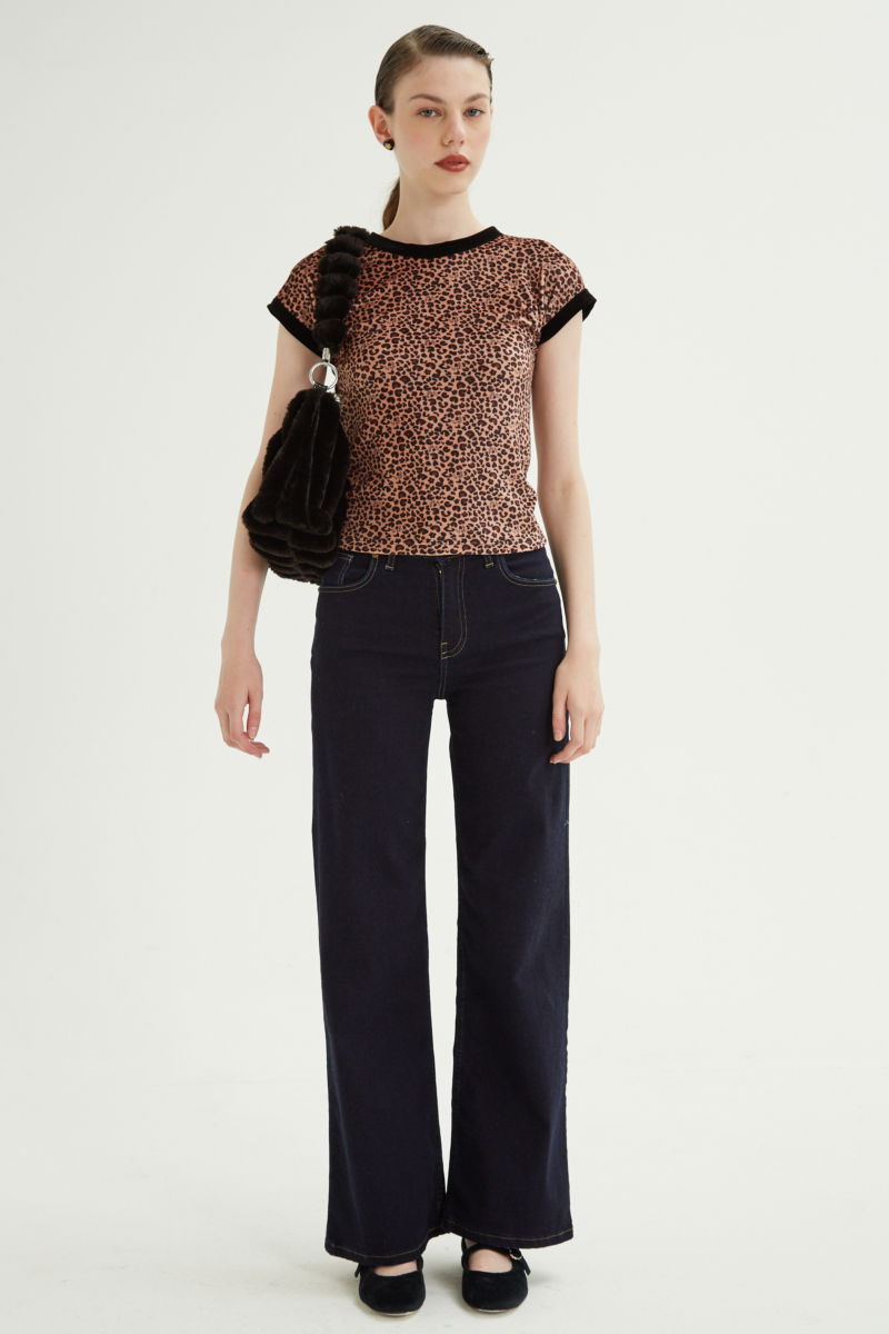 REMERA DE PLUSH KIT ANIMAL PRINT