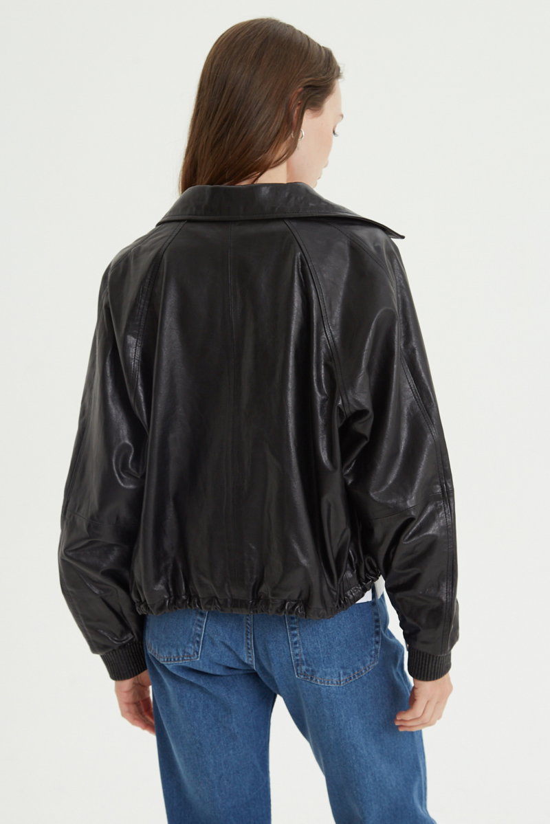 CAMPERA DE CUERO HEDY // OVINO