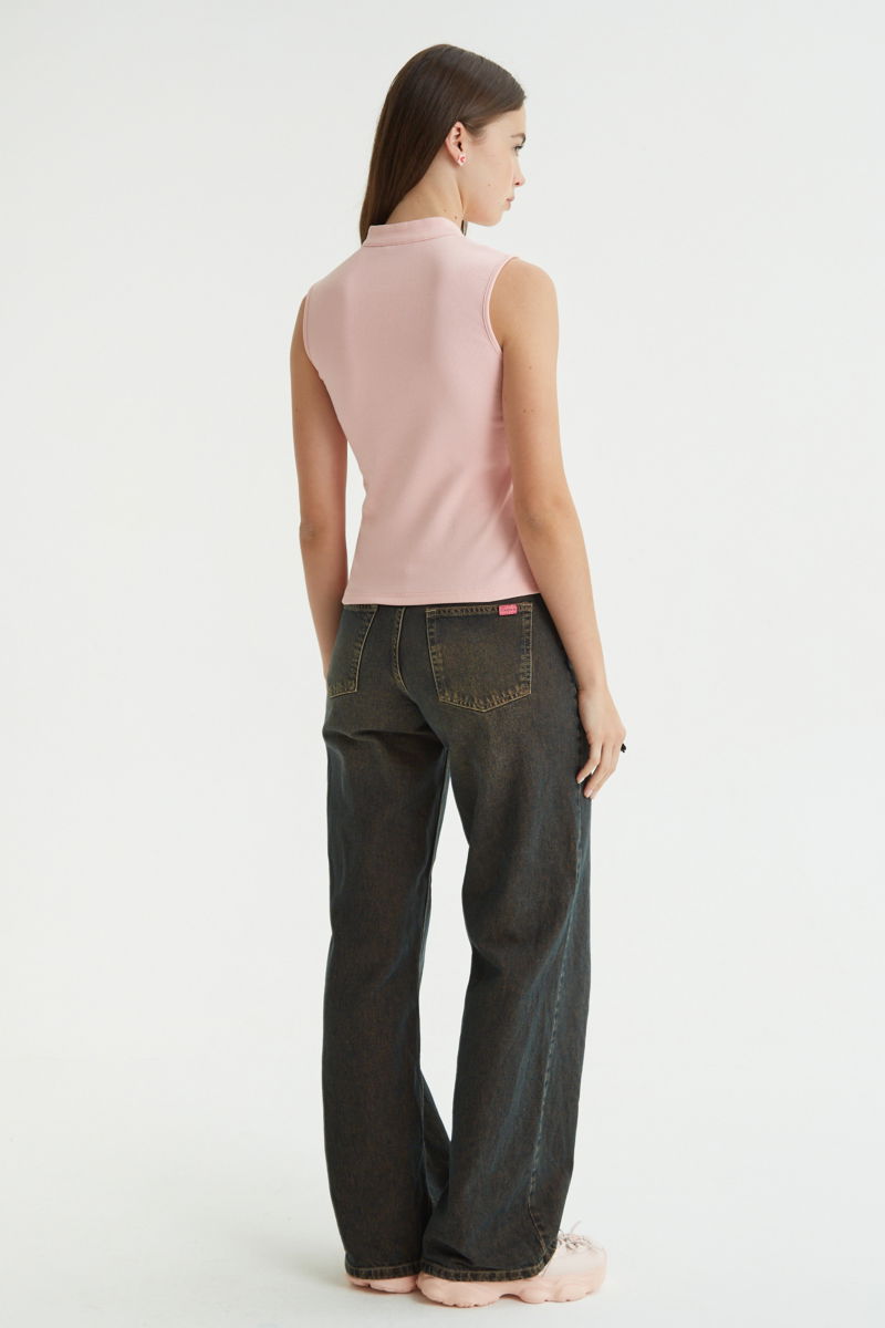 Jean wide leg tiro alto de denim rigido en color ocre. 