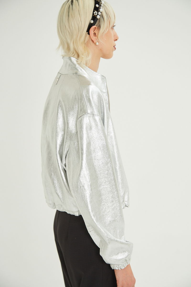 CAMPERA DE CUERO LIPA METALIZADA // OVINO ITALIANO