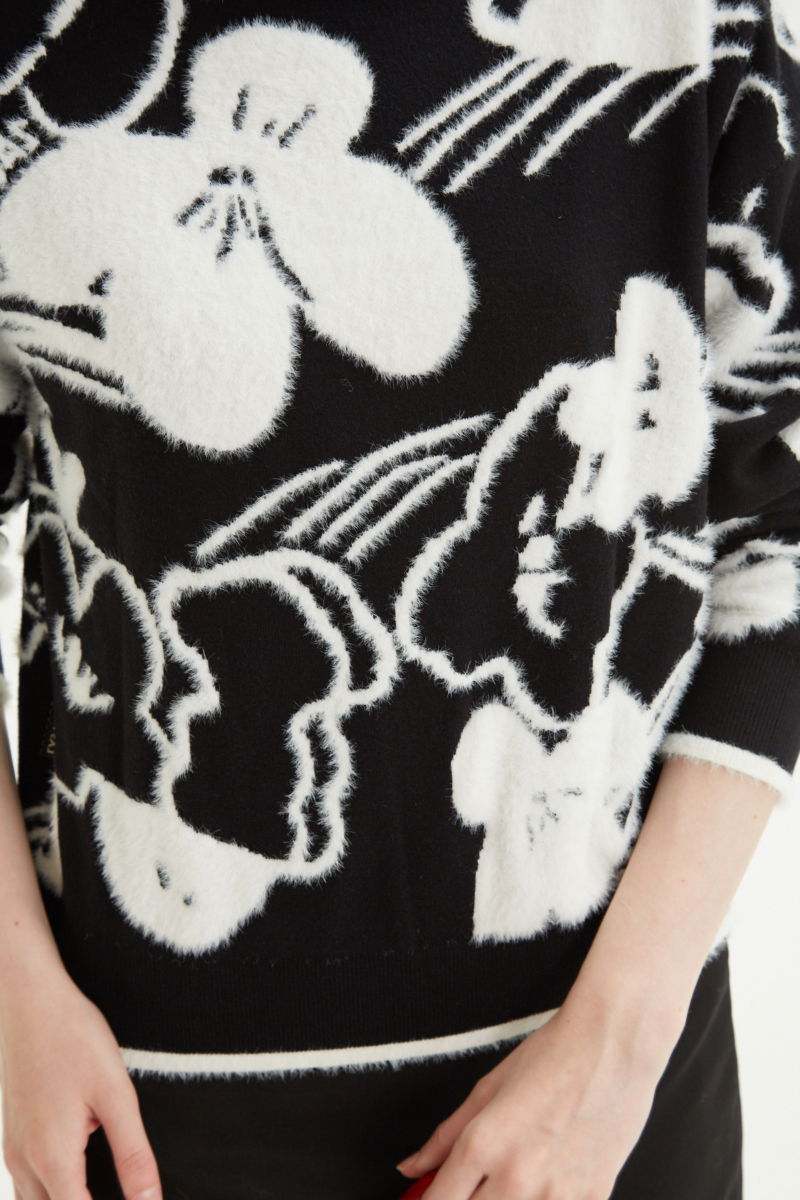 SWEATER WENDERS