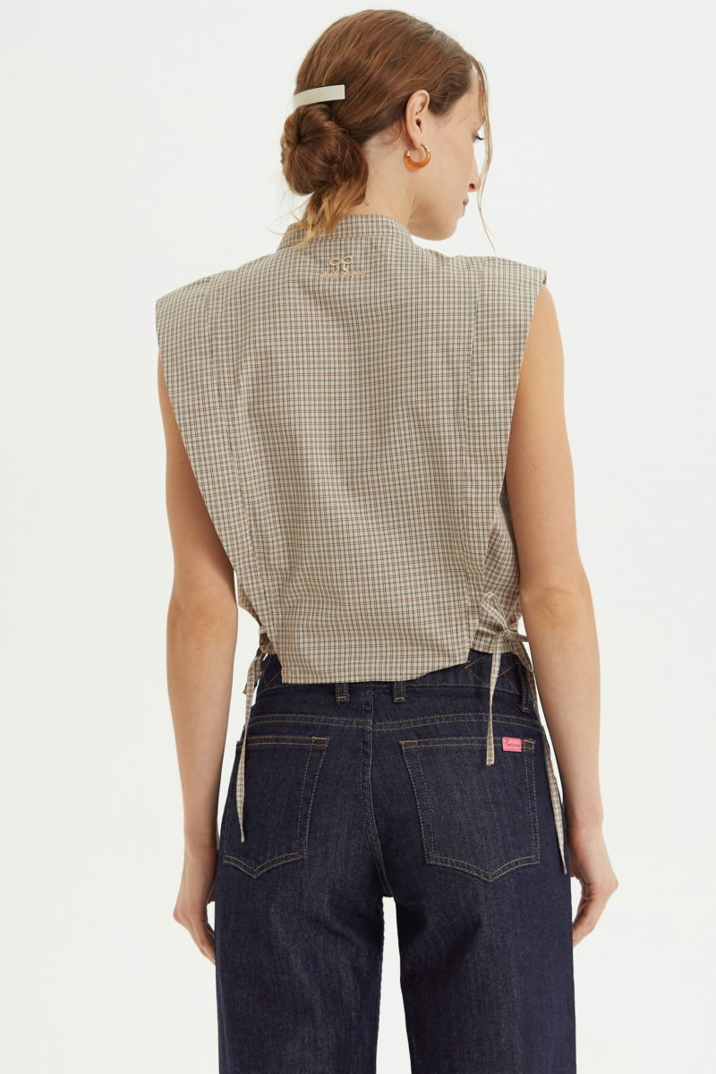 Camisa a cuadros manga corta de poplin recta con cuello mao. 
