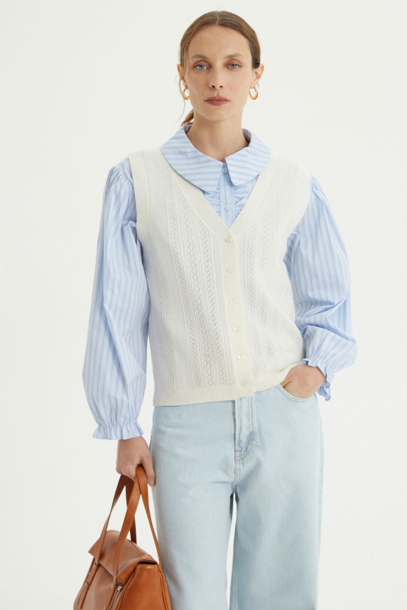 Camisa rayada de algodón recta con mangas amplias y cartera con volados. 