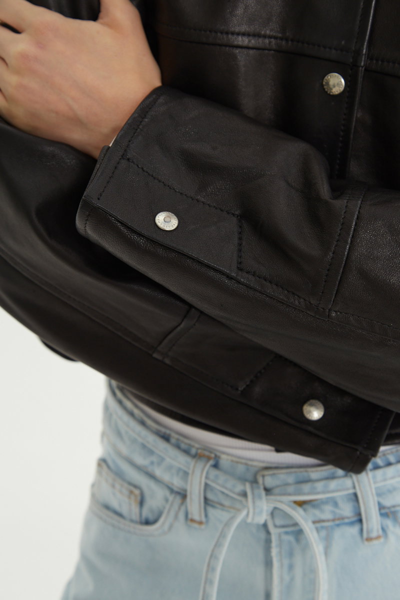 CAMPERA DE CUERO MIKO // OVINO