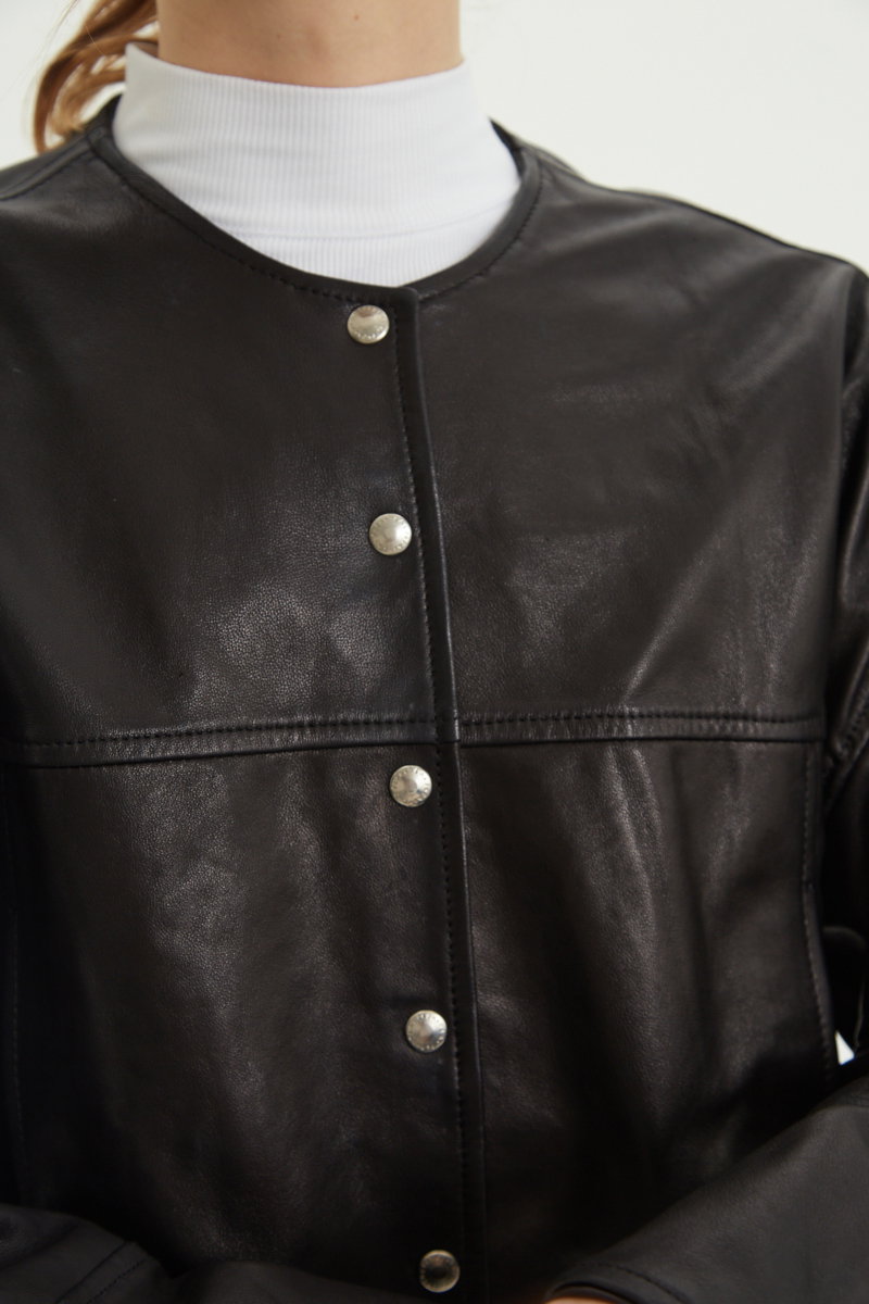 CAMPERA DE CUERO MIKO // OVINO