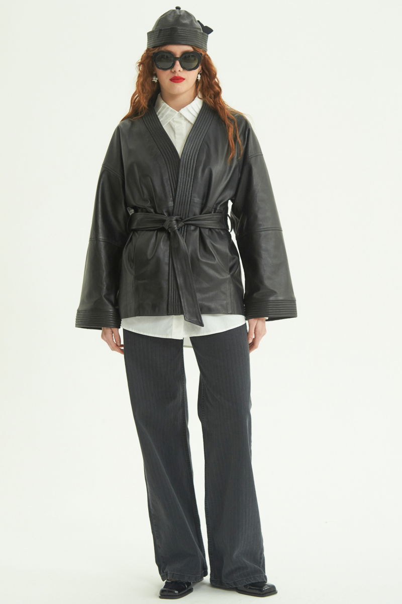 KIMONO DE CUERO LIU // OVINO 