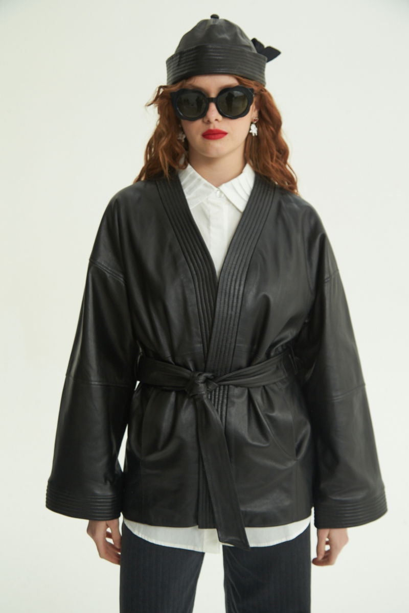 KIMONO DE CUERO LIU // OVINO 