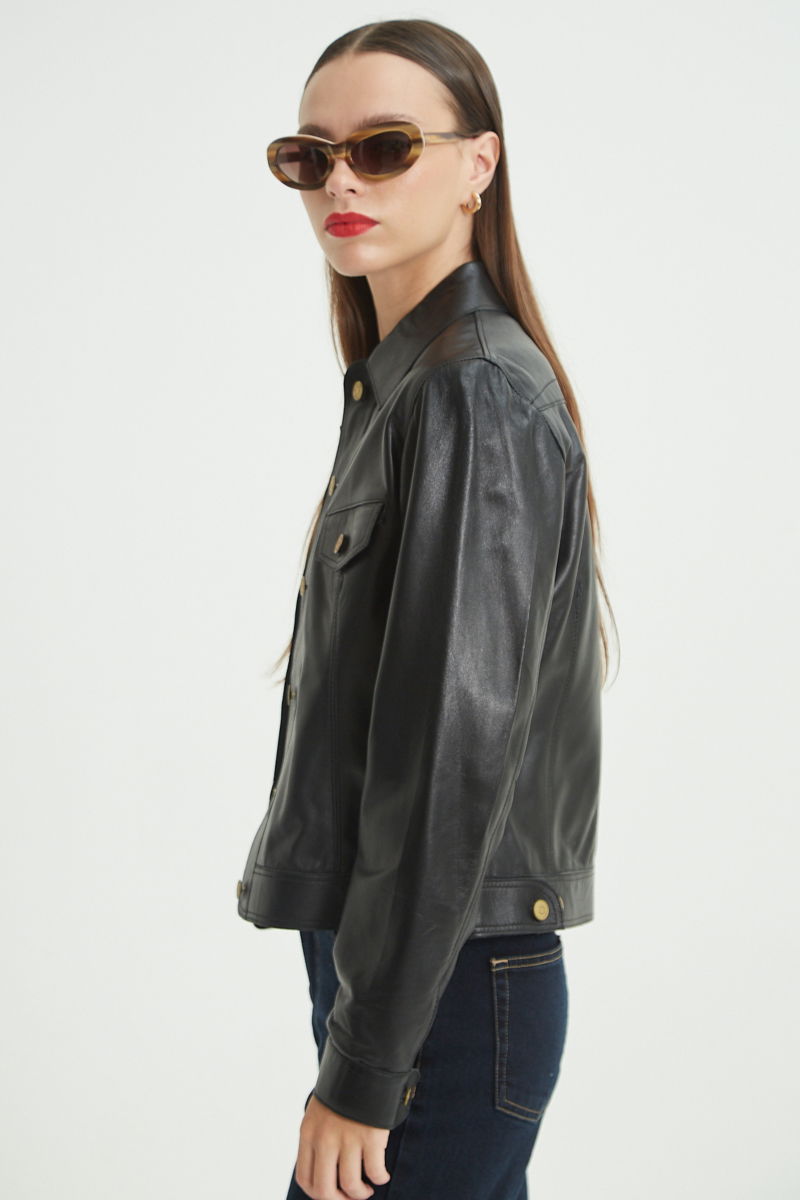 CAMPERA DE CUERO SARA//OVINO ITALIANO