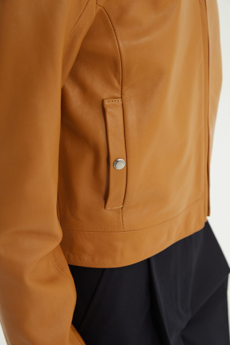 CAMPERA DE CUERO BROWN // OVINO