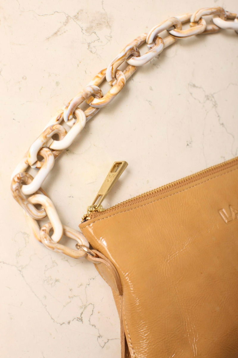 CARTERA DE CUERO MERESIAS CHAROL