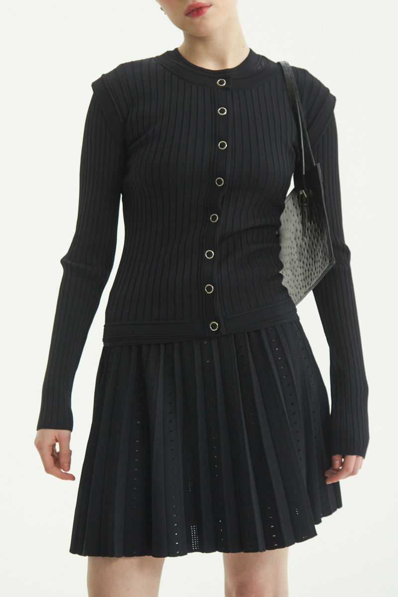FALDA TRIET