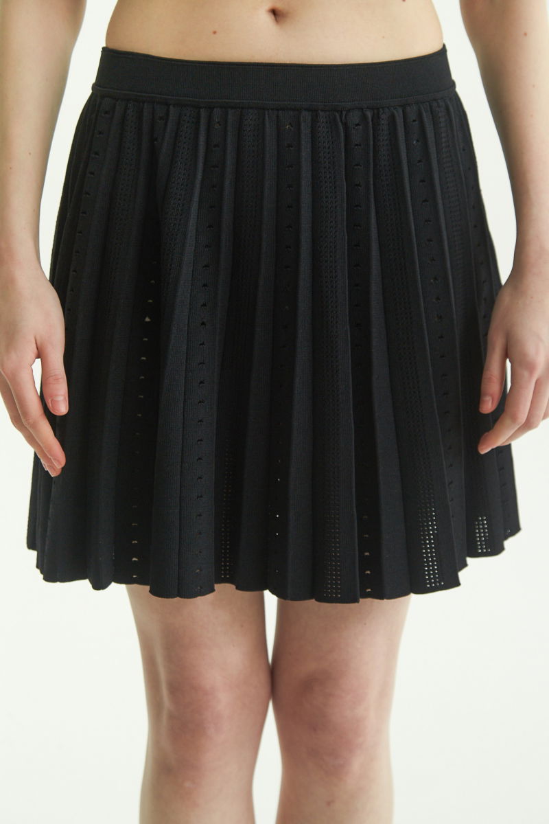 FALDA TRIET