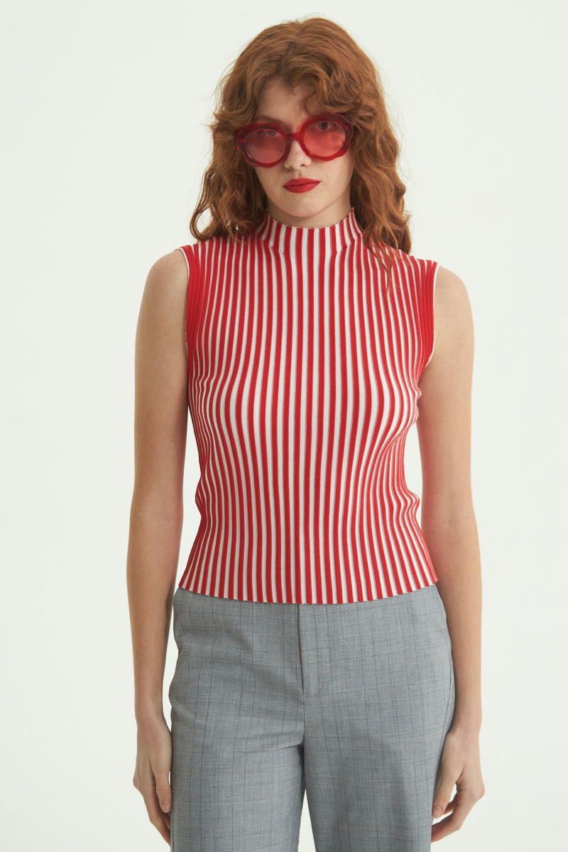 MUSCULOSA ESTRIBOR