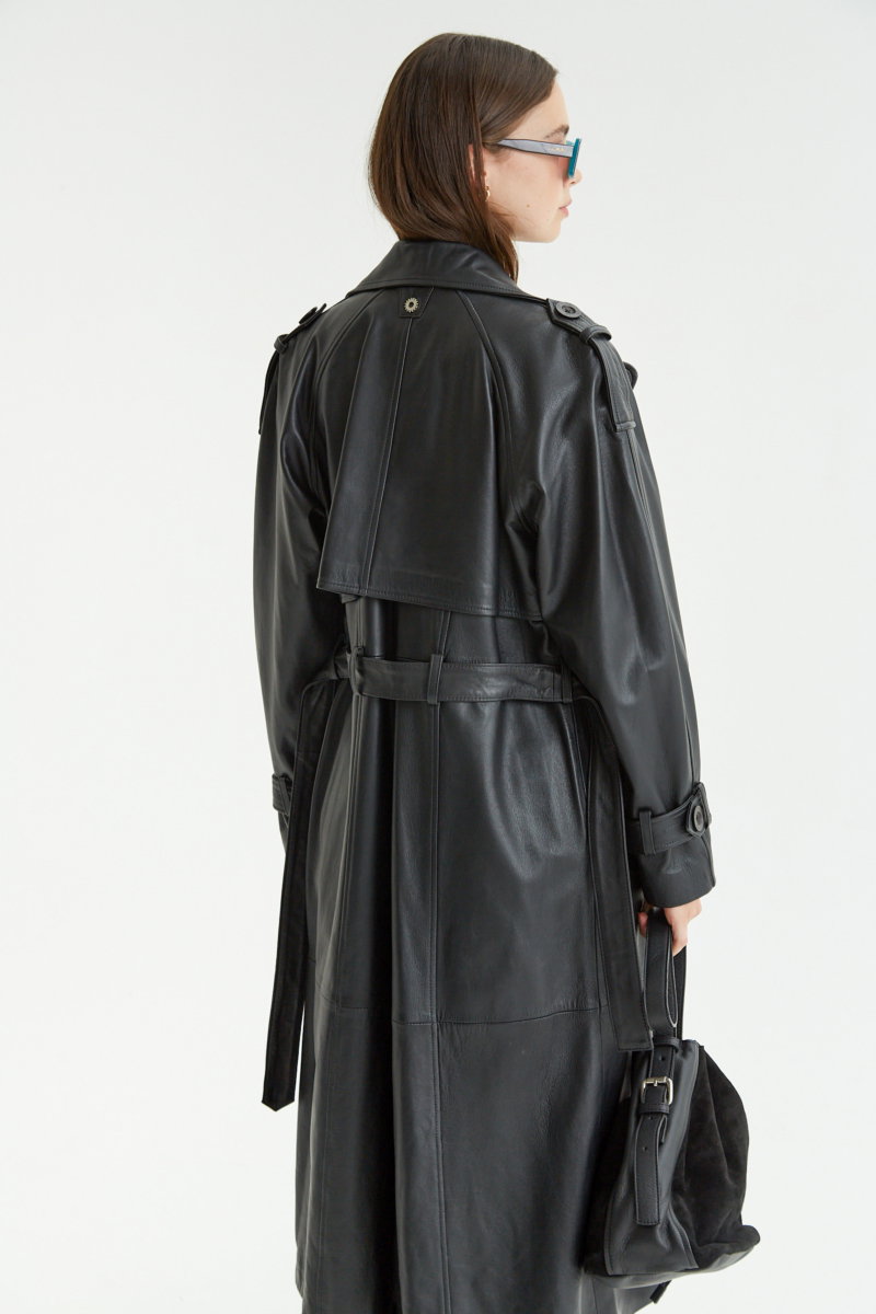 TRENCH DE CUERO ANTONIA / OVINO ITALIANO