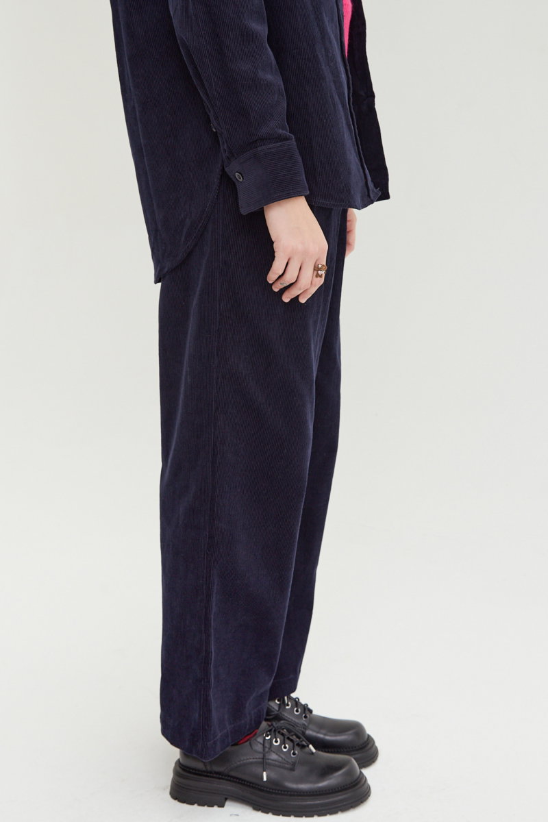 PANTALÓN DE CORDEROY ADAM