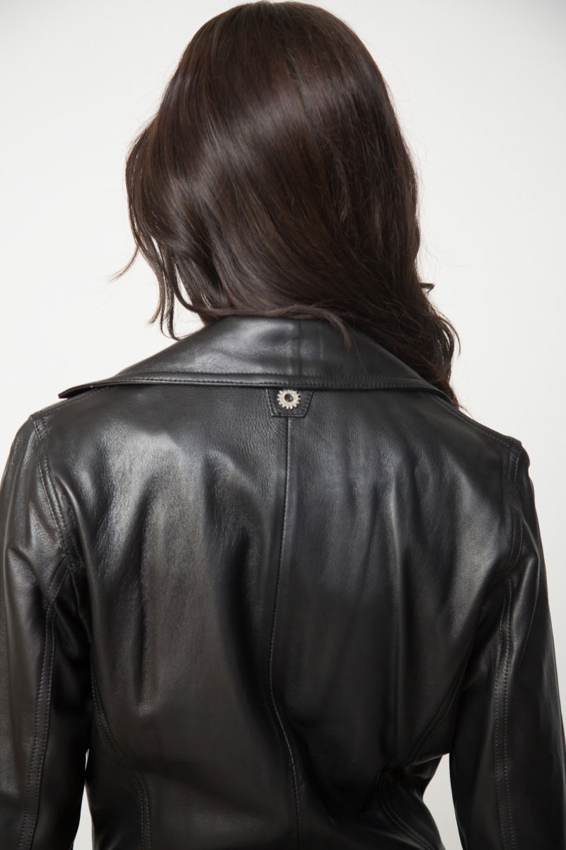 CAMPERA DE CUERO BELLA // OVINO ITALIANO