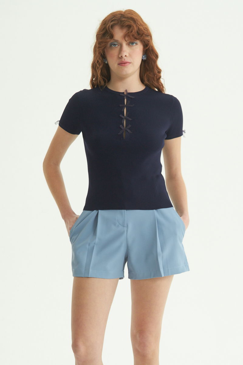 REMERA HELENIA