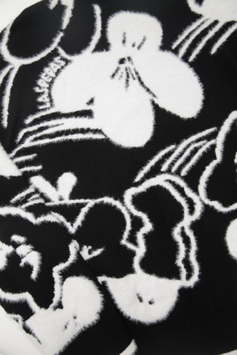 SWEATER WENDERS
