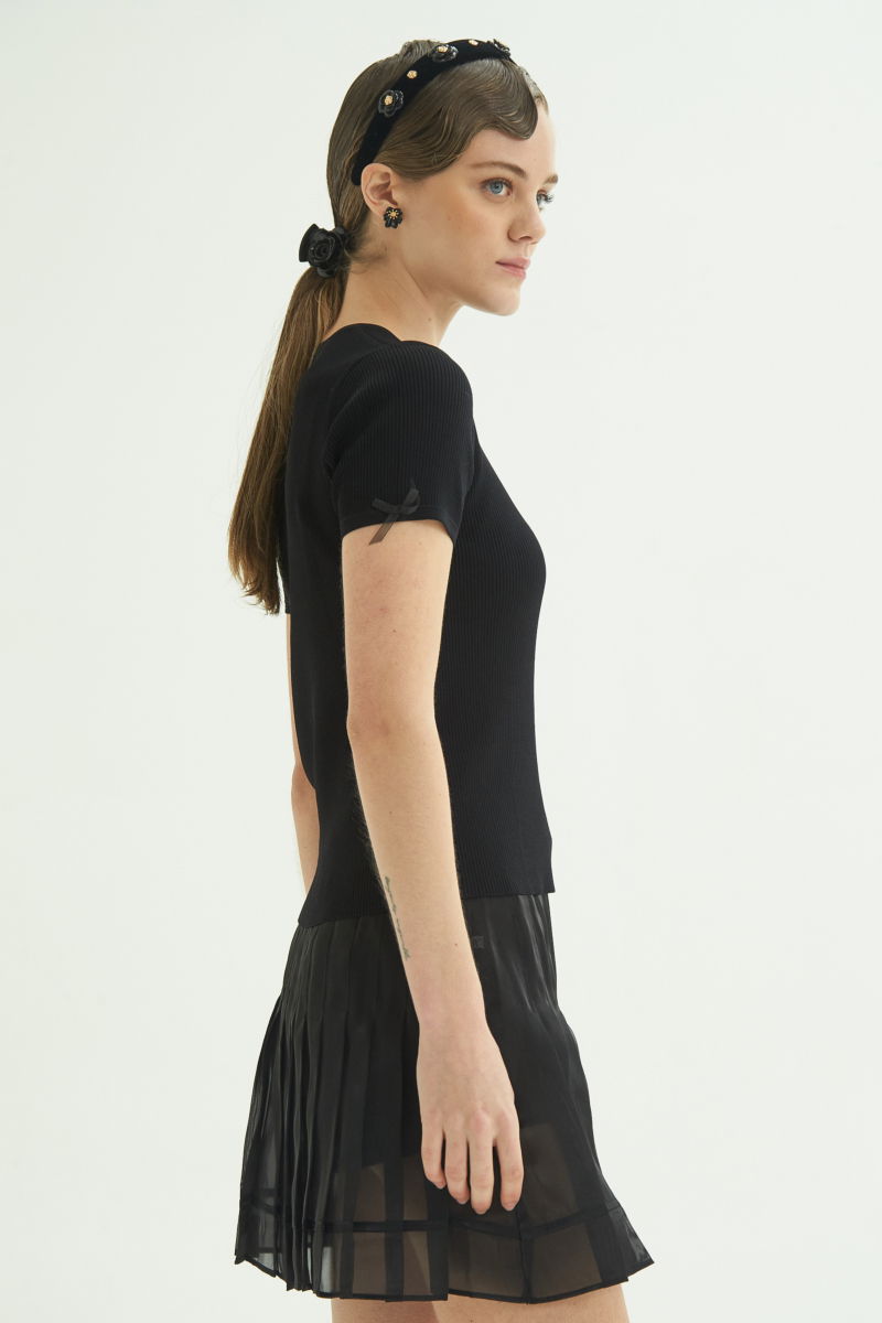 REMERA HELENIA