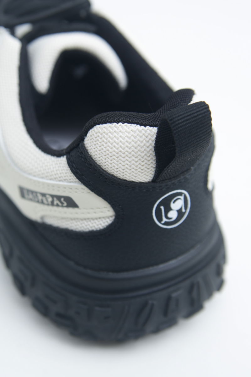 ZAPATILLA TRECK